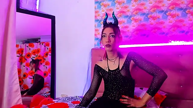 khandyzBlum online show from February 17, 4:04 pm