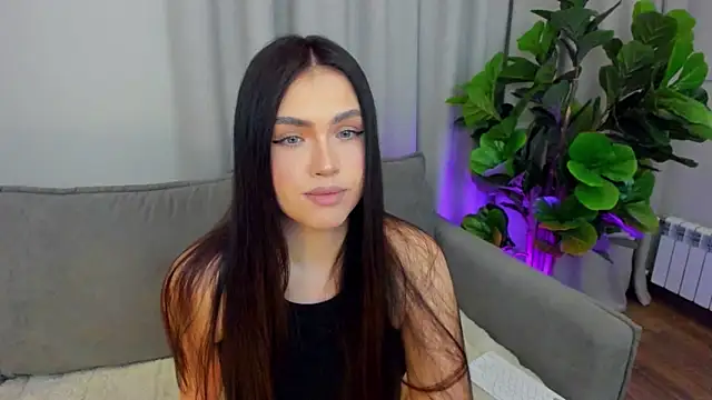 sexyangeloux online show from April 11, 9:52 pm