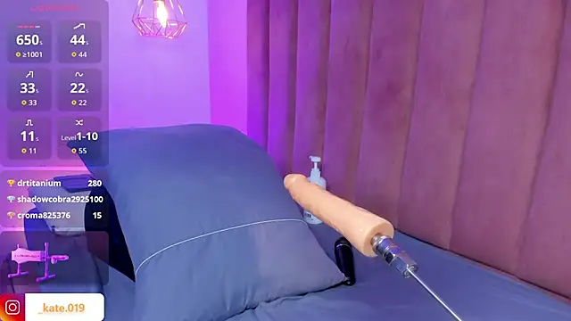 Kate bale online show from November 9, 2:59 pm