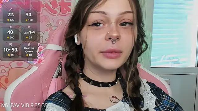 shy melony online show from March 9, 8:18 am