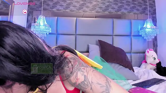 Palmer-Foster online show from April 16, 8:09 pm