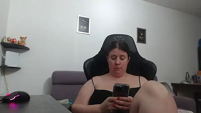 Snapshot of valerysexy chatting on July 5, 8:16 pm valerysexy online show from July 5, 8:16 pm