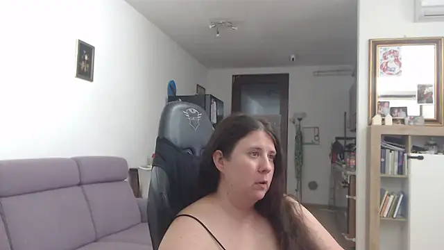 Snapshot of valerysexy chatting on July 10, 9:50 pm valerysexy online show from July 10, 9:50 pm