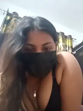 Hotmilfxox online show from December 11, 4:09 pm