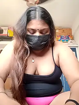 Hotmilfxox online show from January 4, 7:34 am