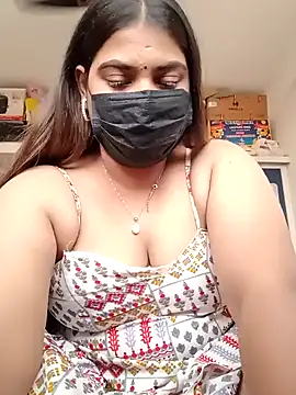 Hotmilfxox online show from January 17, 11:27 am