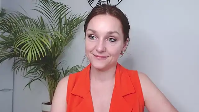 AliciaDesire online show from March 12, 8:08 am