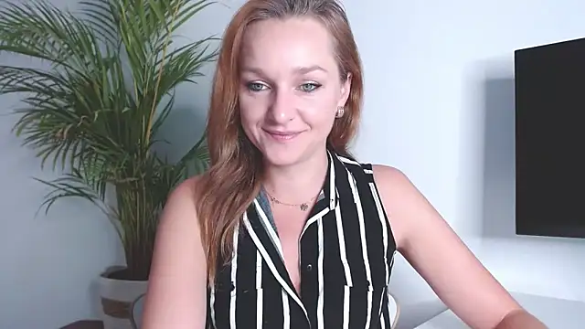 AliciaDesire online show from October 29, 6:59 am