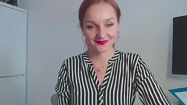 AliciaDesire online show from February 24, 10:57 am