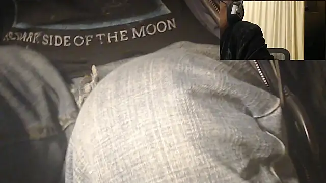BrisonChase online show from December 4, 3:04 am