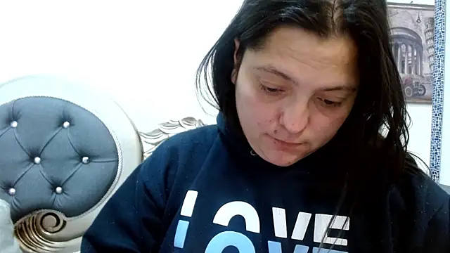 Snapshot of KataleyaStiward chatting on June 11, 12:25 pm KataleyaStiward online show from June 11, 12:25 pm