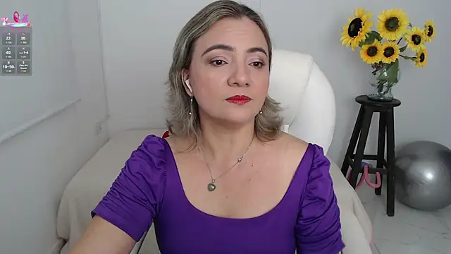Ghada milf online show from September 13, 11:15 pm