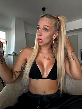 Lexa xoxo online show from May 10, 7:13 am