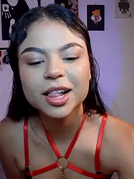 Cleo hills online show from March 1, 1:35 pm