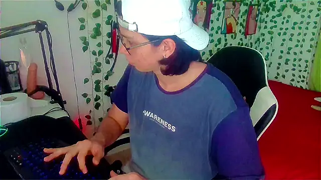 Andy gray online show from June 12, 4:06 pm