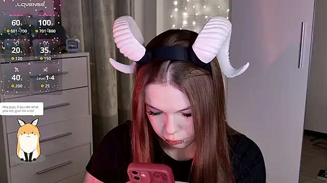 ValBae online show from February 21, 9:49 pm