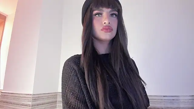 Sophia Cambpell online show from June 2, 9:17 pm