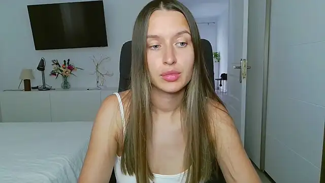 Snapshot of Submissive_love chatting on October 27, 1:26 pm Submissive love online show from October 27, 1:26 pm