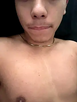 Snapshot of ilov3bigbootylatinas chatting on October 4, 7:56 pm ilov3bigbootylatinas online show from October 4, 7:56 pm