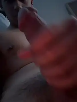 Snapshot of ilov3bigbootylatinas chatting on February 1, 6:23 am ilov3bigbootylatinas online show from February 1, 6:23 am