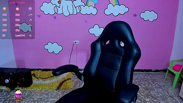 Sharon hils online show from March 26, 1:38 pm