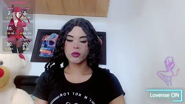 Snapshot of poison_girl21 chatting on June 28, 12:55 pm poison girl21 online show from June 28, 12:55 pm