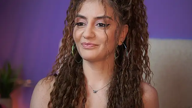 Snapshot of SabrinaHope chatting on February 14, 10:50 pm SabrinaHope online show from February 14, 10:50 pm