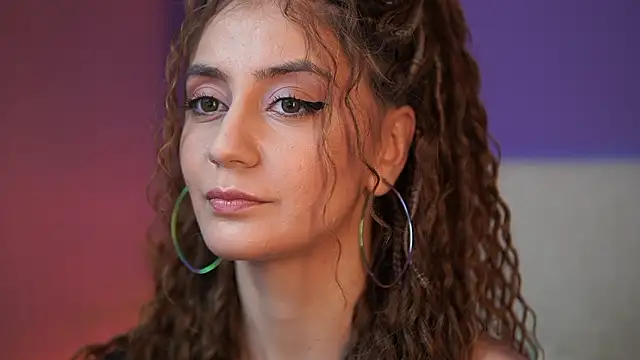 Snapshot of SabrinaHope chatting on February 17, 11:11 pm SabrinaHope online show from February 17, 11:11 pm