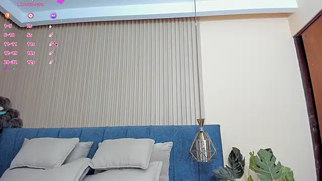 kathecute   online show from March 12, 1:45 am