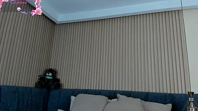 kathecute   online show from April 11, 1:43 am