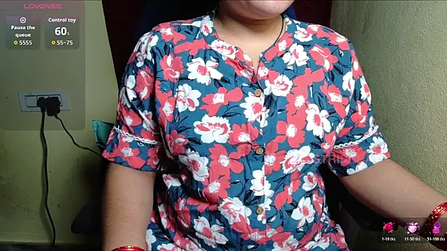 Snapshot of sindhu_22 chatting on April 28, 6:13 pm sindhu 22 online show from April 28, 6:13 pm