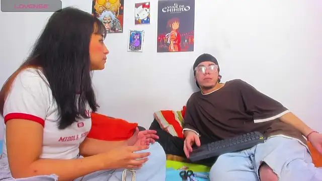 Snapshot of Hot_Teens69 chatting on September 11, 5:51 am Hot Teens69 online show from September 11, 5:51 am