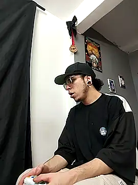 Snapshot of Hot_Teens69 chatting on April 11, 9:52 pm Hot Teens69 online show from April 11, 9:52 pm