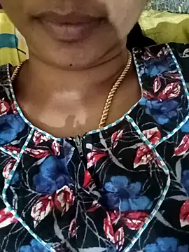 Ambika01 online show from January 18, 1:08 pm