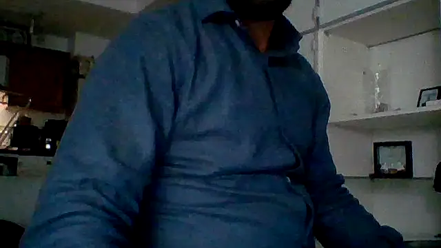 Snapshot of bobotatto chatting on April 27, 9:46 pm bobotatto online show from April 27, 9:46 pm