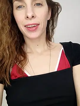 YourSuperModel online show from November 8, 3:56 pm