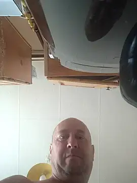 Snapshot of intx800 chatting on June 7, 4:27 am intx800 online show from June 7, 4:27 am