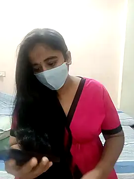 DIZZLING DIVA online show from December 23, 11:39 pm