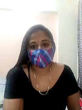 DIZZLING DIVA online show from December 26, 2:37 pm