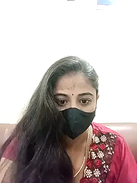 DIZZLING DIVA online show from December 28, 10:34 pm