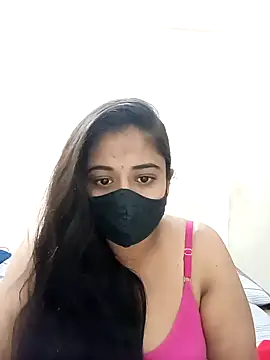 DIZZLING DIVA online show from January 12, 6:05 pm