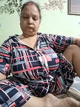 Snapshot of Kavya_kapoor chatting on June 28, 7:25 am Kavya kapoor online show from June 28, 7:25 am