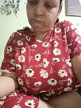 Snapshot of Kavya_kapoor chatting on June 30, 7:53 am Kavya kapoor online show from June 30, 7:53 am