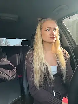 Devill Angel  online show from March 30, 9:10 am