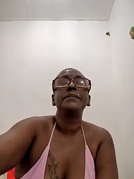 mamakarma1403 online show from May 30, 2:25 pm