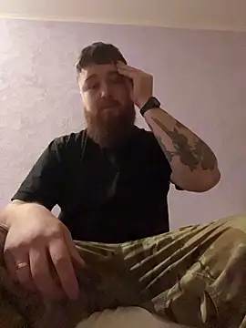 Snapshot of Artur6663 chatting on February 4, 4:24 pm Artur6663 online show from February 4, 4:24 pm