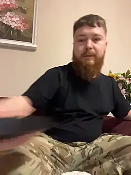 Snapshot of Artur6663 chatting on February 5, 4:33 pm Artur6663 online show from February 5, 4:33 pm