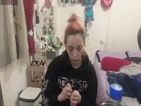 kattleya1407 online show from March 5, 11:38 pm