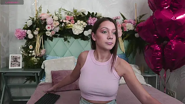 AliceBrayan online show from February 19, 5:20 pm