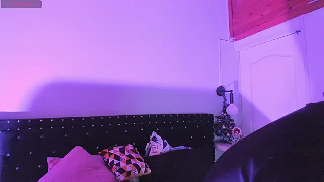 Ghosty Doll online show from December 16, 8:25 pm